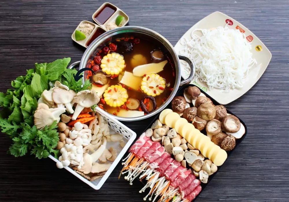 Lẩu bò Mỹ nấm Kim Chi 1